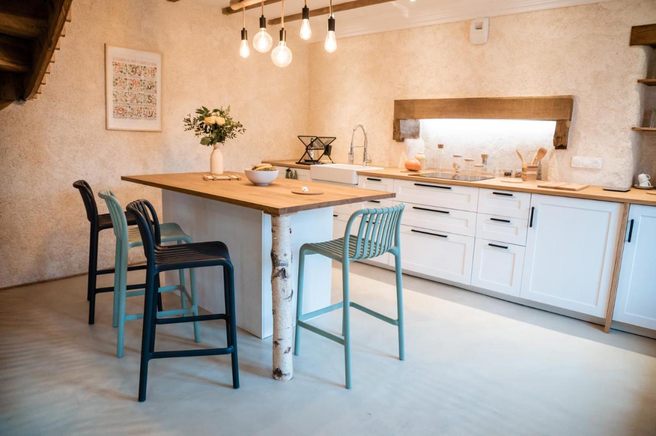 Cottage Breton - Gite De Charme En Centre Finistere Plonevez-du-Faou Exterior photo